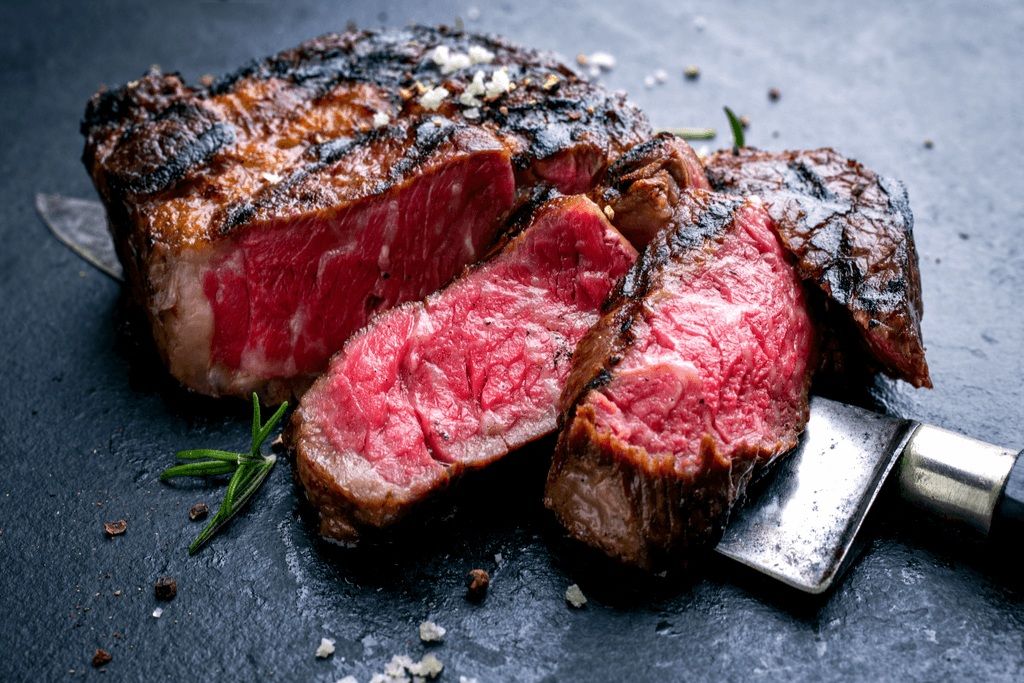 Where Steak Nights Feel Easy In The Woodlands Again